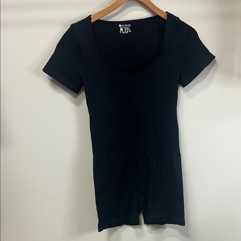 Black Short Sleeve Bodysuit